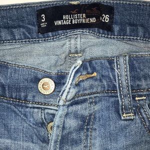 Hollister boyfriend jeans size 3